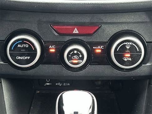 Certified 2022 Subaru Crosstrek 2.5i Limited image 15