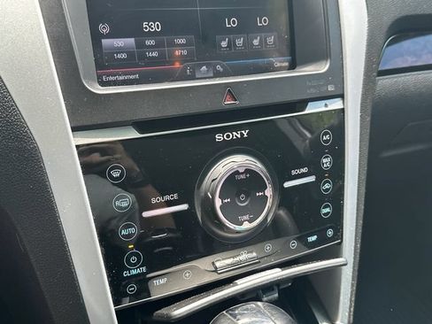 Used 2011 Ford Explorer Limited w/ 301A Rapid Spec Order Code FWD image 29