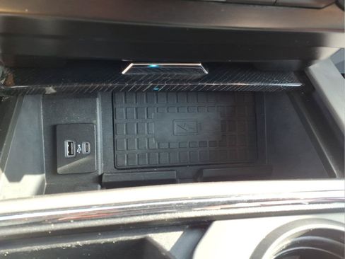 Used 2022 Ford F350 Platinum AWD/4WD image 12