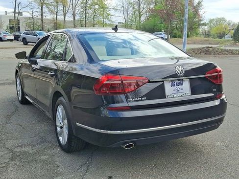 Used 2018 Volkswagen Passat 2.0T SE FWD image 8