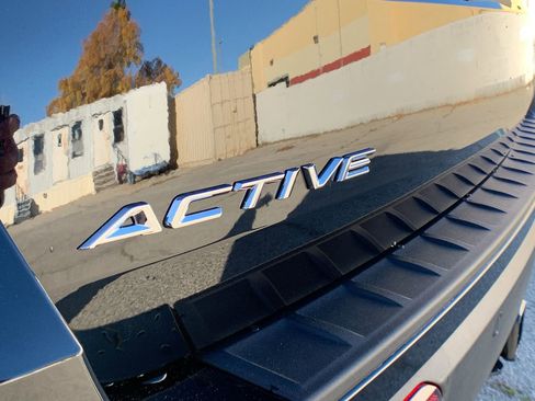 New 2026 Ford Explorer Active w/ Active Comfort Package image 14