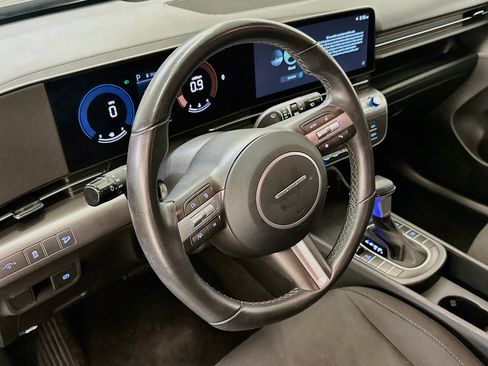 Used 2025 Hyundai Kona SEL AWD/4WD image 18