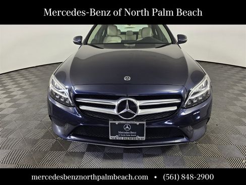 Used 2020 Mercedes-Benz C 300 4MATIC Sedan image 2