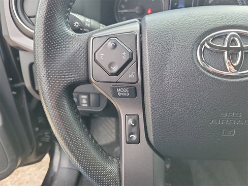 Used 2023 Toyota Tacoma TRD Off-Road image 16