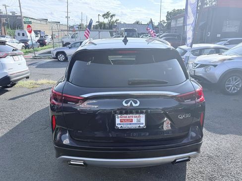 Used 2019 INFINITI QX50 Essential w/ Sensory Package AWD/4WD image 15