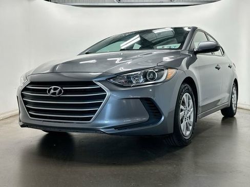 Used 2017 Hyundai Elantra SE FWD image 24