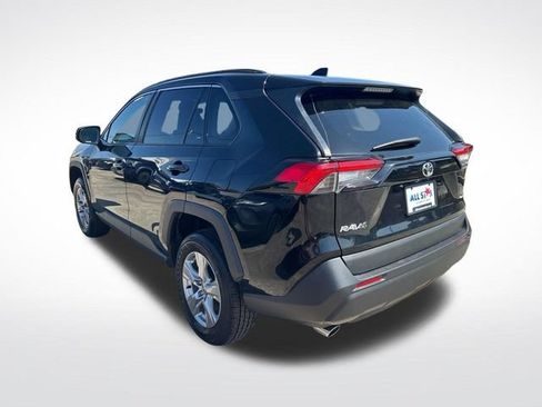 Used 2024 Toyota RAV4 XLE FWD image 7