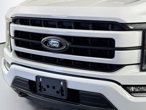 Used 2021 Ford F150 Lariat w/ Equipment Group 502A High AWD/4WD image 14