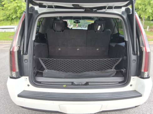 Certified 2016 Cadillac Escalade ESV 2WD image 15