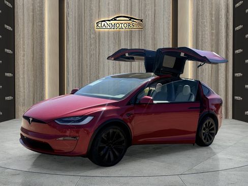 Used 2022 Tesla Model X Plaid image 19