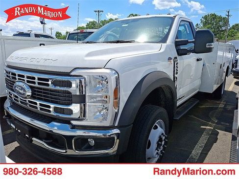 New 2024 Ford F550 4x4 Regular Cab Super Duty image 1