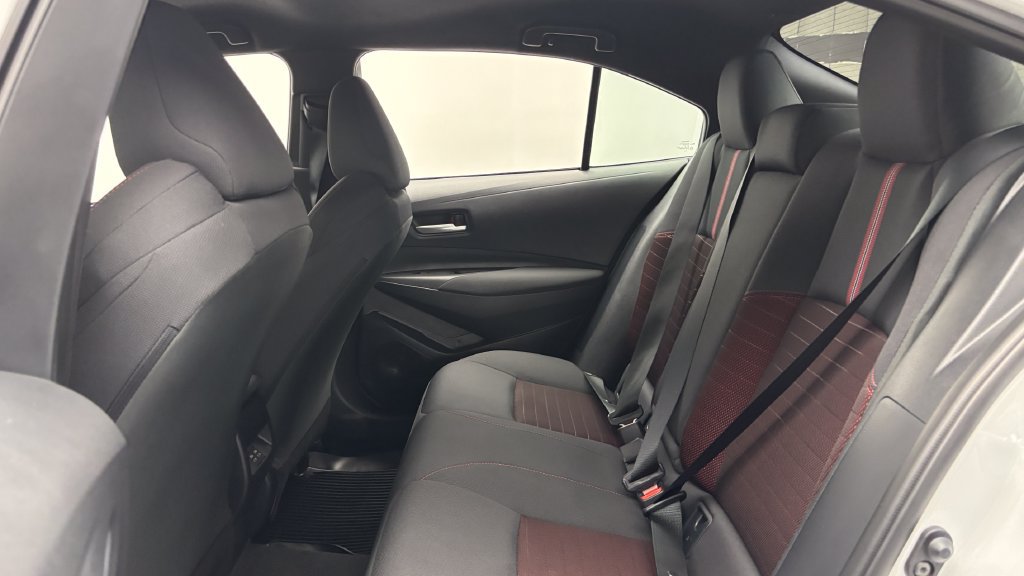 Certified 2026 Toyota Corolla SE w/ SE Package FWD image 31