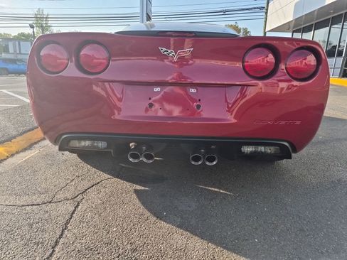 Used 2008 Chevrolet Corvette Coupe w/ Preferred Equipment Group RWD image 17