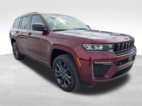 New 2026 Jeep Grand Cherokee L Limited AWD/4WD image 3