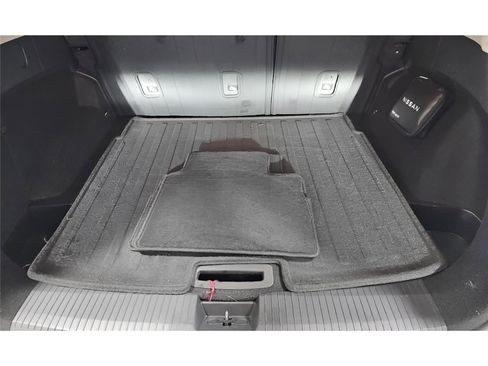 Used 2023 Nissan Rogue SV w/ SV Premium Package image 26