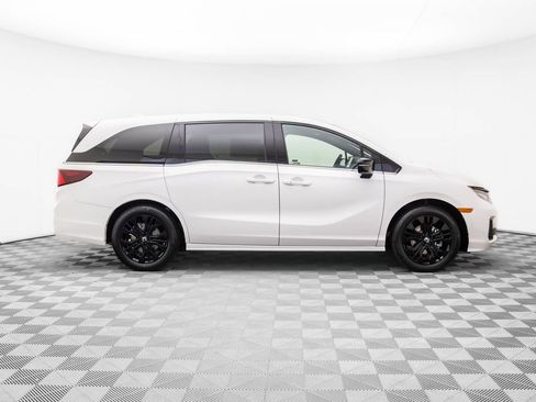 New 2026 Honda Odyssey Sport-L image 6
