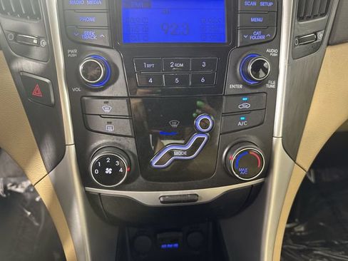 Used 2012 Hyundai Sonata GLS w/ Popular Equipment Pkg FWD image 8