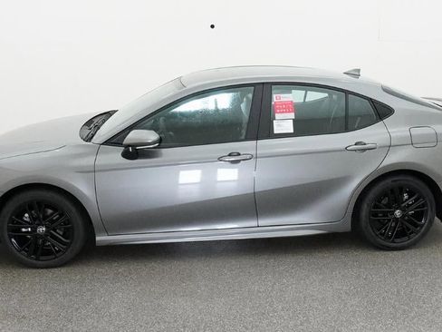 New 2026 Toyota Camry SE image 3