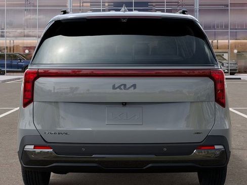 New 2026 Kia Carnival SX FWD image 13
