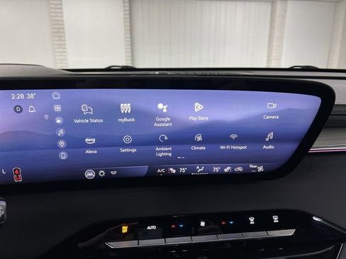 Certified 2025 Buick Enclave Preferred image 13