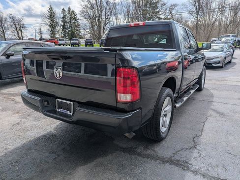 Used 2014 RAM 1500 Express RWD image 9