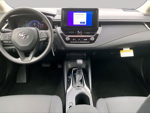 Used 2026 Toyota Corolla LE w/ LE Premium Package FWD image 5