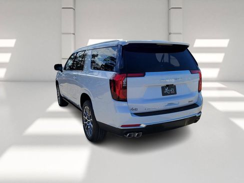 New 2026 GMC Yukon XL Denali image 5