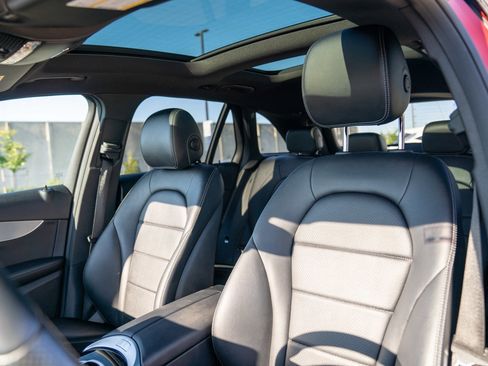 Used 2017 Mercedes-Benz GLC 300 image 5
