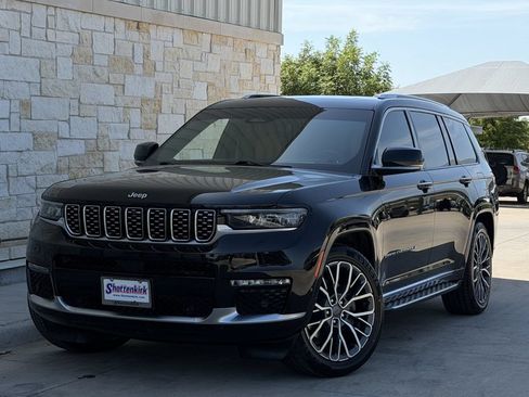Used 2021 Jeep Grand Cherokee L Summit AWD/4WD image 2