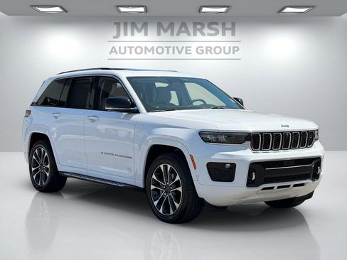 Used 2023 Jeep Grand Cherokee Overland w/ Adv Protech Group III AWD/4WD image 8