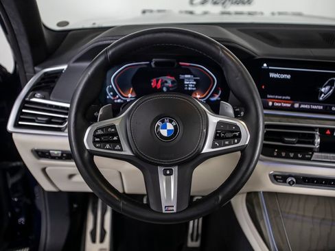 Used 2022 BMW X7 xDrive40i w/ M Sport Package AWD/4WD image 29