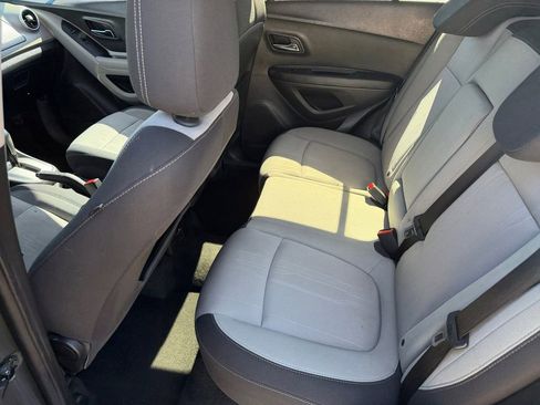 Used 2016 Chevrolet Trax LT image 11