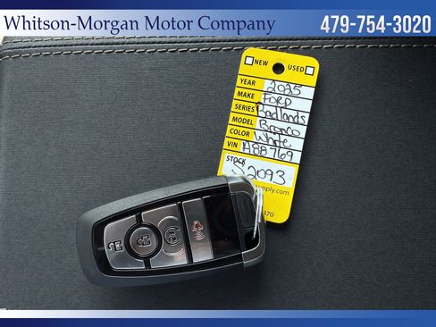 New 2025 Ford Bronco Badlands image 31