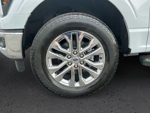 Used 2025 Ford F150 Lariat w/ Equipment Group 501A Mid AWD/4WD image 13