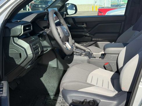 New 2025 Toyota Tacoma TRD Off-Road image 9