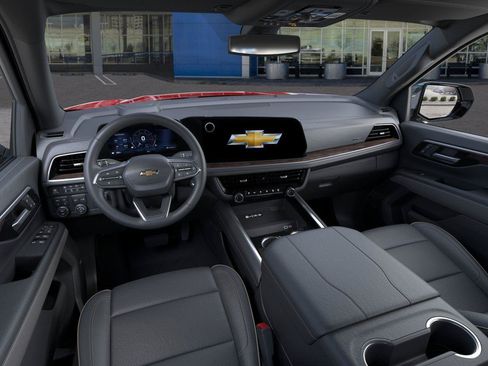 New 2026 Chevrolet Suburban Premier w/ Sun And Tow Package AWD/4WD image 15