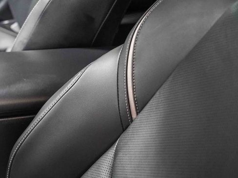 Certified 2026 Toyota Prius XLE FWD image 21