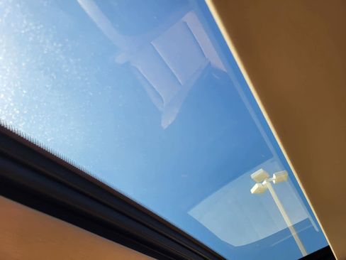 Used 2019 RAM 1500 Laramie Longhorn image 27