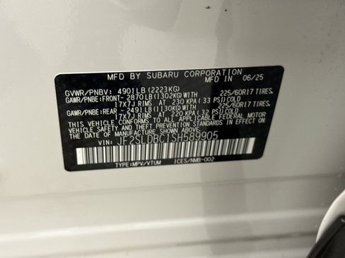 Used 2025 Subaru Forester Premium AWD/4WD image 24