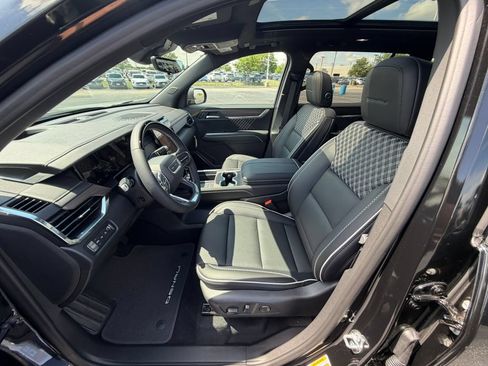 New 2026 GMC Acadia Denali w/ Super Cruise Package AWD/4WD image 27