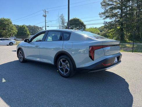 Used 2025 Kia K4 FWD image 10