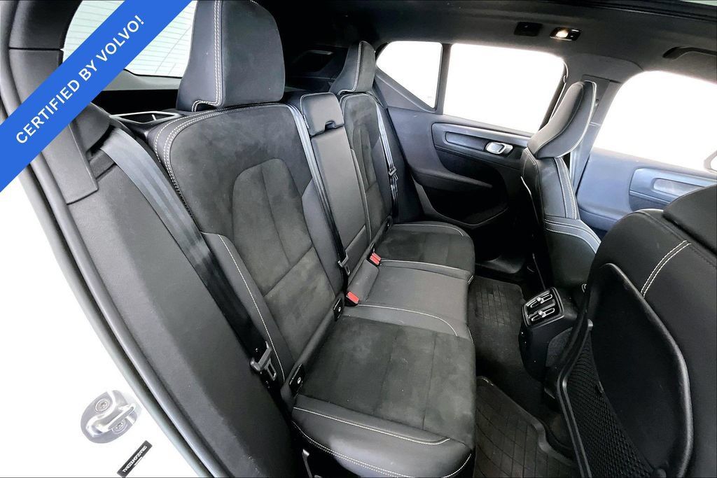 Certified 2023 Volvo XC40 Recharge Ultimate AWD/4WD image 34