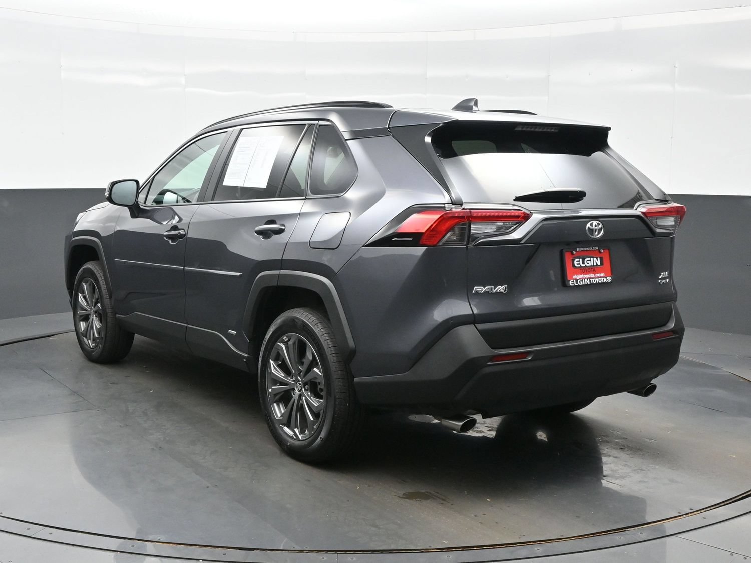 Used 2025 Toyota RAV4 XLE Premium w/ Weather Package AWD/4WD image 4