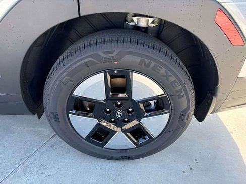 New 2026 Hyundai Santa Fe SEL FWD image 7