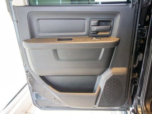 Used 2019 RAM 1500 ST w/ SXT Plus Group image 9