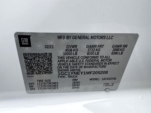 Used 2021 Chevrolet Silverado 2500 LT w/ Fleet Comfort Package image 17