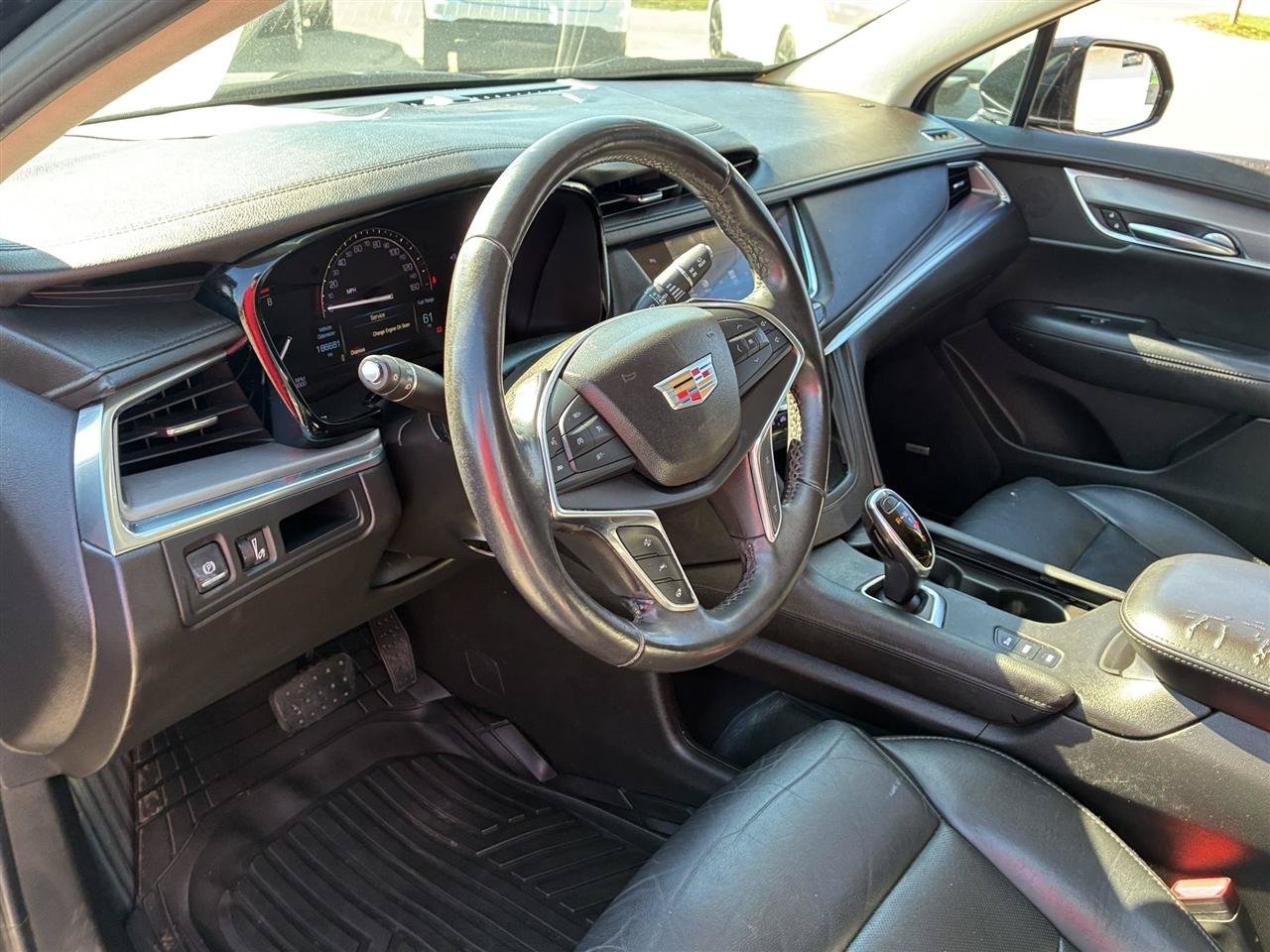 Used 2018 Cadillac XT5 Premium Luxury AWD/4WD image 15