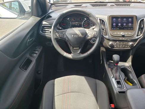 Used 2024 Chevrolet Equinox RS AWD/4WD image 17