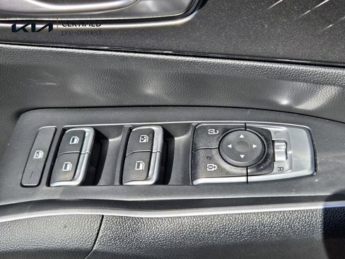 Used 2021 Kia Sorento LX FWD image 27