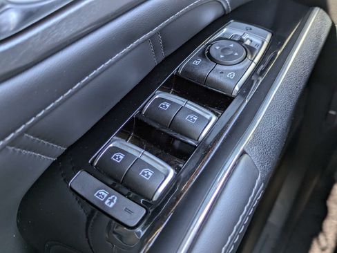 Certified 2023 Kia Sorento SX AWD/4WD image 31